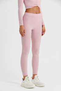 Leggings pour femmes de qualité supérieure, taille haute, élastiques, pour le yoga, décontractés, en tissu, pour le fitness, vente en gros personnalisée - Product Image 2