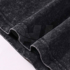 Sweat-shirt moderne à col rond en tissu doux, effet délavé, pour un style streetwear. - Product Image 6