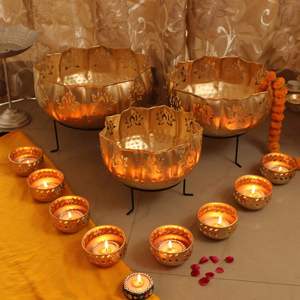 Gold Urli Bowl for Decoration Multi Uruli Bowls for Living Room Pooja Decor Housewarming Gifts - Product Image 4