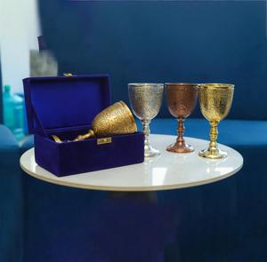 ถ้วยน้ำคามาโลต์ของกษัตริย์อาเธอร์ แก้วน้ำทำมือพร้อมลวดลายสลักยุคกลางสุดประณีต ดีไซน์ยุคกลาง แก้วน้ำทำมือ - Product Image 3