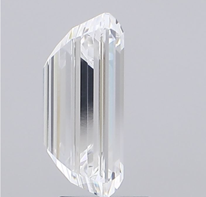 Diamante Cultivado en Laboratorio con Certificación IGI, Corte Esmeralda de 3.95 CT, Color D, Claridad VVS1, CVD LG 774604444 ROYAL GEMS para Joyería - Product Image 2