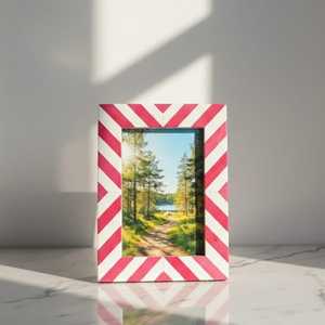 Marco de Fotos de Resina y Hueso Hecho a Mano de Lujo, Patrón de Mosaico Artístico Moderno, Portafotos Personalizado para Decoración del Hogar de Primera Calidad - Product Image 6