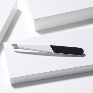 Pince à épiler professionnelle pour sourcils, couleur blanc et noir, pointe inclinée lisse, portable, pour extension de sourcils, ensembles de pinces à épiler pour sourcils - Product Image 4