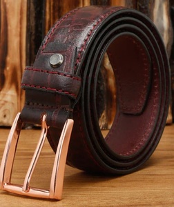 Ceinture Classique pour Homme en Cuir de Vachette Véritable Marron, Style Décontracté Texas Leatherite avec Boucle en Alliage, Présentée dans un Coffret Cadeau - Product Image 1