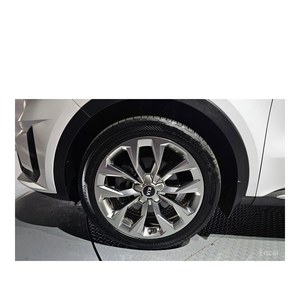 Para Kia Sorento Diésel 2.2 2WD Modelo Abril 2021 con 81,594 km, Caja de Cambios Automática, Asientos de Cuero, Volante a la Izquierda - Product Image 5