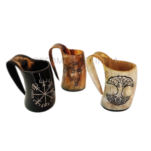 Auténtica Jarra Vikinga de Cuerno de Buey, Mini Jarra para Beber, Tallada a Mano con Símbolo de Lobo y Correa de Cuero, Regalo de Navidad - Product Image 1