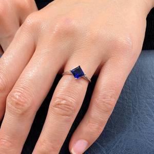 Anillo de Compromiso de Plata de Ley con Zafiro Azul Diseño Cubo, Piedra de Nacimiento de Septiembre, Regalo de 45 Aniversario - Product Image 2