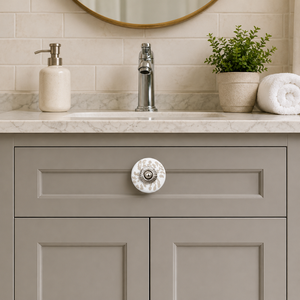 Pomo de Puerta de Cerámica Pintado a Mano |   Tirador de Gabinete Floral Blanco para Armario, Cajón, Cómoda, Cocina, Dormitorio, Decoración - Product Image 2