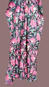 Robe Kimono Élégante en Coton Imprimé à la Main Motif Floral Rose pour Femme, Col en V Chic, Style Bohème, Longueur Midi, Taille Haute, Écoresponsable - Product Image 2