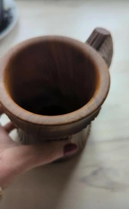 แก้วไม้กระถินเทศธรรมชาติแกะสลักด้วยมือ แก้วกาแฟนำกลับมาใช้ใหม่ได้ ภาชนะไม้ทำมือสำหรับใช้ในชีวิตประจำวัน ขายส่ง - Product Image 2
