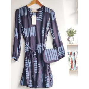 Robe de soirée Yin Yang marine avec sac assorti, taille S, en solde, marque - Product Image 1