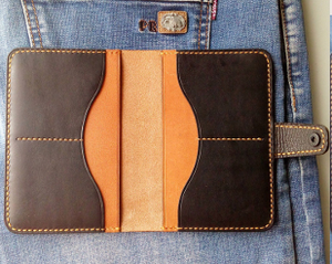 Fabricación de Porta Pasaportes Personalizados, Funda para Pasaporte, Funda para Tarjetas, Cartera de Cuero Suave para Pasaportes para Hombres y Mujeres - Product Image 2