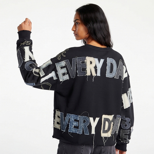 Sweat-shirt oversize pour femme en polaire respirant avec imprimé lettres appliquées, col rond, manches longues et broderie effet vieilli - Product Image 3