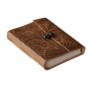 Diario de Cuero Genuino Hecho a Mano con Grabado Floral Religioso Antiguo y Logotipo Personalizado - Cuaderno Clásico para Escribir y Dibujar - Product Image 3