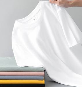 เสื้อยืดคอกลมแขนสั้นผู้ชายสำหรับฤดูร้อน โลโก้ด้านหน้า ผ้าฝ้าย 100% แห้งเร็ว ระบายอากาศได้ดี ทรงเข้ารูป สีพื้นลำลอง - Product Image 2