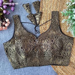 Blusa de Seda Banarasi Pura de Excelente Calidad con Trabajo de Zari Dorado, Lista para Usar, con Cierre Trasero Acolchado, Proveedor de Surat - Product Image 4