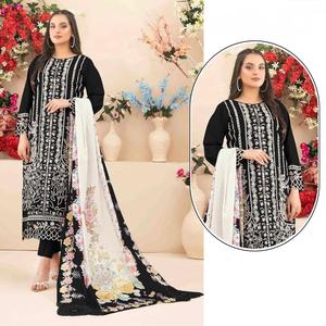 Nuevo traje de algodón cambray pesado con bordados elaborados y detalles de cordón, con dupatta. - Product Image 4