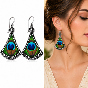 Pendientes de Plata Oxidada con Plumas de Pavo Real |   Pendientes Largos Hechos a Mano Estilo Tribal Bohemio para Fiesta |   Pendientes Étnicos Indios para Mujer - Product Image 2