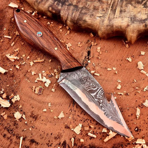 Cuchillo Skinner de Grado Industrial Personalizado Hecho a Mano de Acero Damasco San-Mai con Mango Completo de Cobre y Punta de Gota para Caza y Camping - Product Image 4