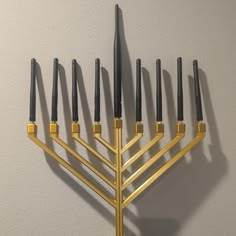 Magnifiques chandeliers Menorah avec finition antique, parfaits pour les célébrations de fêtes, cadeau décoratif, décoration d'intérieur - Product Image 2