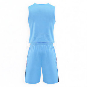Uniforme de Baloncesto OEM, Conjunto Deportivo con Tela Transpirable que Absorbe la Humedad, Alta Calidad para Mayor Comodidad en los Juegos - Product Image 2