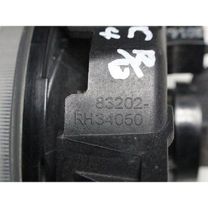 Korando C 2010-2013 DROITE Phare antibrouillard avant droit d'occasion OEM 8320234050 - Product Image 6