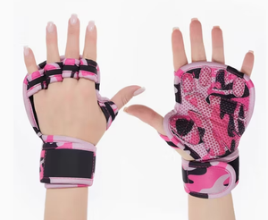 Gants mi-doigts en maille camouflage rose avec sangle de poignet réglable pour femmes, idéaux pour la gym et l'entraînement physique - Product Image 1