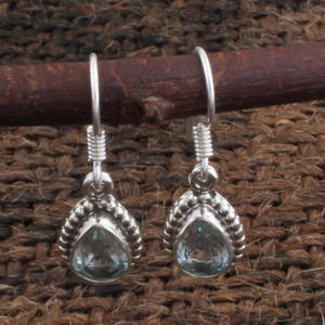 Pendientes de Topacio Azul Vintage, Plata de Ley 925, Diseño Milgrain con Puntos, Topacio Azul Suizo Natural - Product Image 4