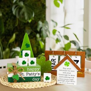Set di 6 decorazioni per la festa di San Patrizio: vassoio a più livelli con cartello 'Buon San Patrizio', impilamento di libri, trifoglio e blocchi portafortuna - Product Image 3
