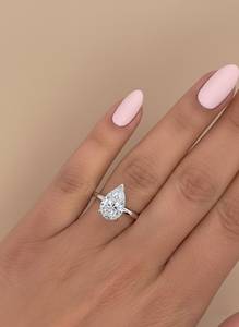 Bague en or blanc 14 carats avec diamant de laboratoire certifié IGI, taille poire 2 carats, couleur F, pureté VS1, de luxe, pour femme, pour fiançailles, fabrication artisanale de qualité supérieure - Product Image 6