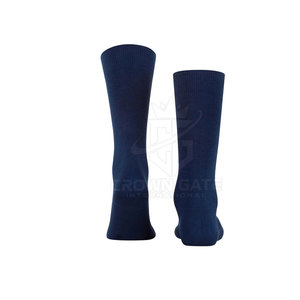 Chaussettes décontractées unies de haute qualité, couleur personnalisée, en spandex/nylon, chaussettes de sport pour hommes à bas prix - Product Image 2