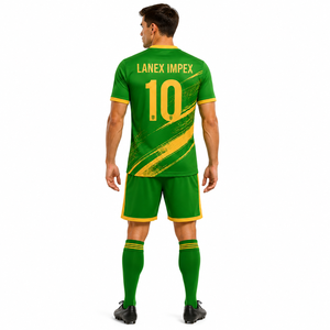 Tenues de football personnalisées pour équipes de soccer, maillots, shorts et chaussettes de haute qualité pour clubs professionnels, académies de jeunes et équipes sportives - Product Image 4