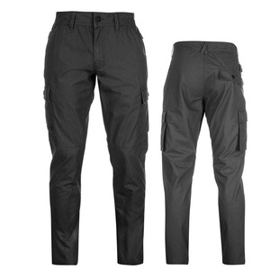 Pantalon cargo noir pour homme, taille haute, plusieurs poches, respirant, style workwear, coupe droite, en toile. - Product Image 1