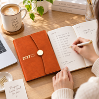 Ensemble de carnet de planification quotidienne 2027 avec stylo, journal en cuir PU de qualité supérieure, boîte cadeau pour usage professionnel et personnel