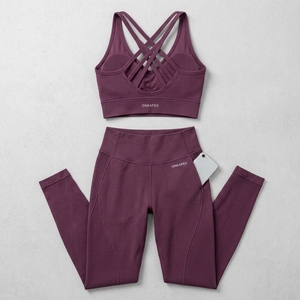 Conjunto de sujetador acanalado con cuello en V para mujer, ropa de yoga y gimnasio sin costuras, etiqueta privada personalizada OEM - Product Image 5