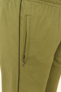 Pantalon de jogging Olive – Tissu léger et respirant avec coupe décontractée et fuselée, taille réglable avec cordon de serrage - Product Image 4