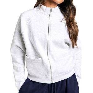 Vente en gros de vêtements deux pièces personnalisés pour femmes pour l'automne et l'hiver 2025 Nouveaux tricots pour femmes Pull à col rond avec fleurs - Product Image 1