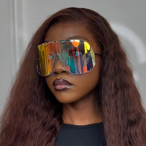 Gafas de Sol Unisex Extra Grandes de Diseño Moderno para Mujer, Estilo Y2K, Color Negro, Lentes de PC con Protección UV400, Diseño de una Pieza, Estilo Punk, Venta al Por Mayor 2025 - Product Image 1