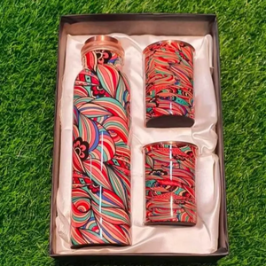 Bouteille d'eau en cuivre imprimée en gros avec coffret cadeau de 2 verres |   Ensemble de vaisselle décorative en cuivre - Product Image 1
