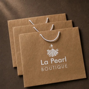 Sacs de courses en papier kraft blanc imprimé avec poignées en corde, recyclables et réutilisables, pour l'emballage de boutiques - Product Image 3