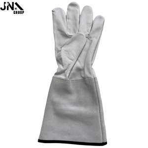 ถุงมือเชื่อมคุณภาพพรีเมียมสำหรับงานเชื่อม TIG MIG เลเซอร์ ป้องกันความร้อน บุด้วยผ้าฝ้ายนุ่ม หนังวัวแท้ ป้องกันมือและแขน - Product Image 3