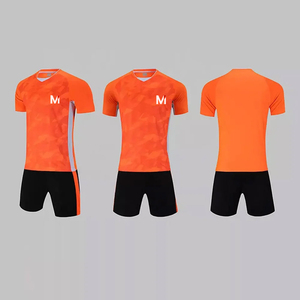Proveedor de Uniformes de Fútbol OEM, Uniforme de Fútbol Personalizado Completo, Impresión por Transferencia de Calor, Transpirable, Pantalones Cortos de Jersey de Talla Grande para Clubes - Product Image 3