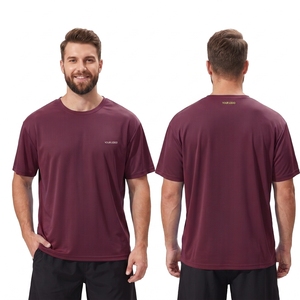 Camiseta Deportiva Verde Bosque para Hombre, de Algodón y Poliéster, Tela Suave al Tacto, Manga Corta, Ajuste Flexible para Entrenamiento Deportivo - Product Image 5