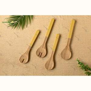 Cuillère en bambou écologique Ustensile élégant et durable de 10ml pour une cuisine plus verte Style de conception classique pour les cadeaux publicitaires - Product Image 2