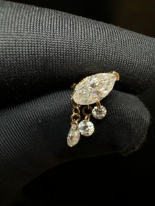 Boucles d'oreilles clous en diamant triple goutte marquise, en or 14 carats, avec gouttes flottantes en forme de poire, bijoux délicats pour femme - Product Image 5