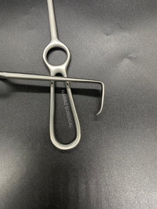 Retractor Langenbeck 30x11mm de Acero Inoxidable, Retractor Quirúrgico Manual para Exposición de Heridas y Procedimientos de Cirugía General - Product Image 3