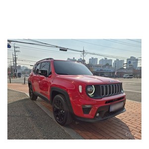 Jeep Renegade 1.3 Limited 2023, Automático, Volante a la Izquierda, Asientos de Cuero, Cámara Trasera - 19,340 km - Product Image 2