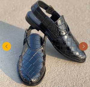 Sandalias de cuero hechas a mano para hombre, color negro, elegantes, a precio de mayorista y con MOQ bajo, sandalias hechas a mano de la mejor calidad. - Product Image 2