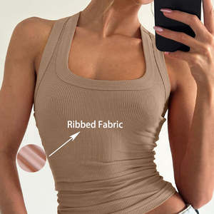 เสื้อกล้ามทรงเข้ารูปเนื้อผ้านุ่มพิเศษแบบซ้อนทับได้สำหรับผู้หญิง รุ่น The Everyday Luxe Sculpting Ribbed Tank Top - Product Image 4