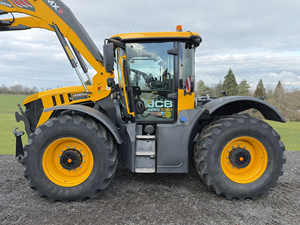 NUEVO Tractor Agrícola JCBB Fastrac 4220 ICON 2023 con Cargador MX U514+, 230HP, Componentes Principales: Bomba y Caja de Cambios, Compre Ahora, Calidad Premium - Product Image 4
